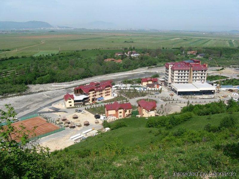 Grand Hotel Perla Ciucasului Tărlungeni Eksteriør billede